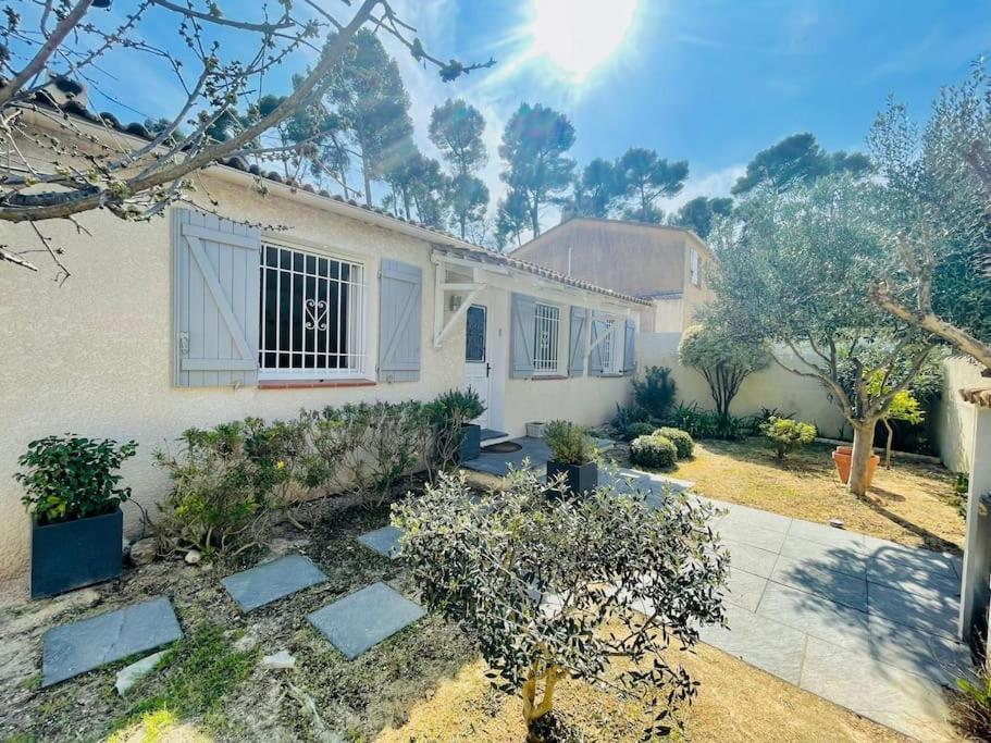 Villa Confort Jacuzzi Barbecue Clim Parking Marseille Extérieur photo